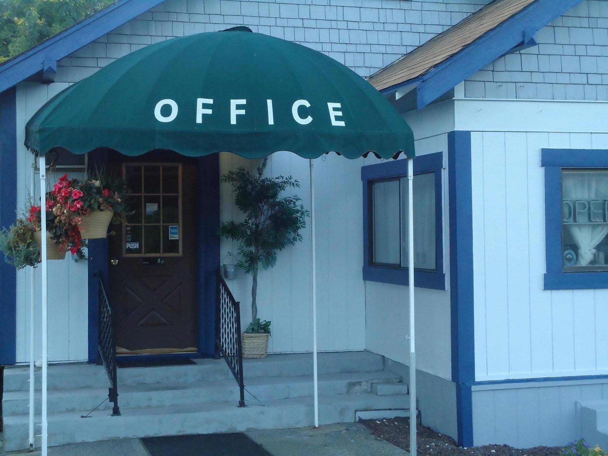Blue Mountain Motel Okanogan Zewnętrze zdjęcie